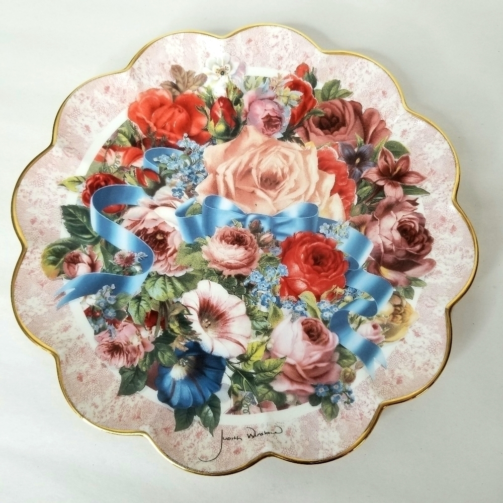 Judith Winslow Rose Decorative Pink Plate "Bouquet of Spring" . Franklin Mint